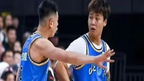 [NBA]唐斯精湛假动作破防线，强势单手暴扣进账